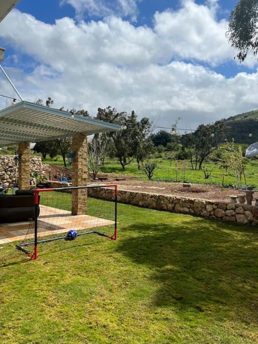 אחוזת היניבים Yaniv Estate Villa Nurit Екстериор снимка